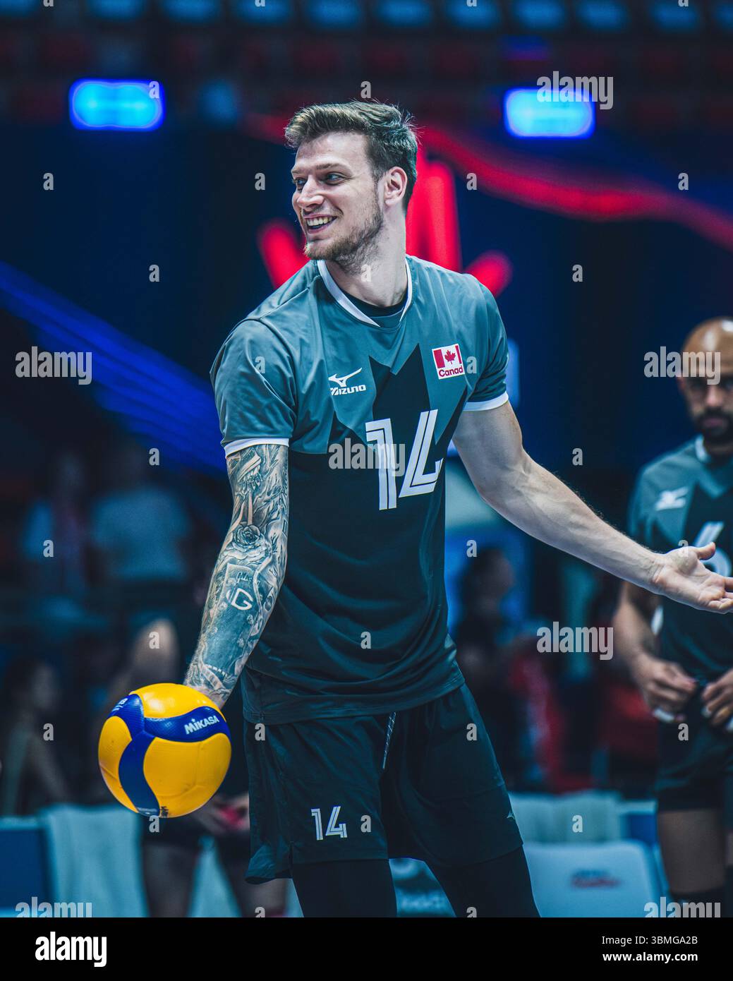 Giappone vs Canada durante la partita maschile FIVB Volleyball Nations League 2024 del 27 giugno a Łódź, Polonia. Foto Stock