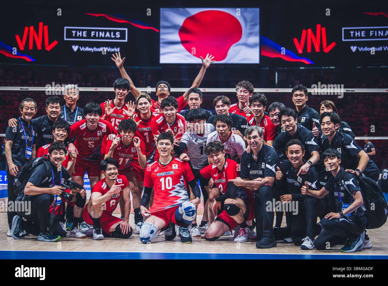 Giappone vs Canada durante la partita maschile FIVB Volleyball Nations League 2024 del 27 giugno a Łódź, Polonia. Foto Stock