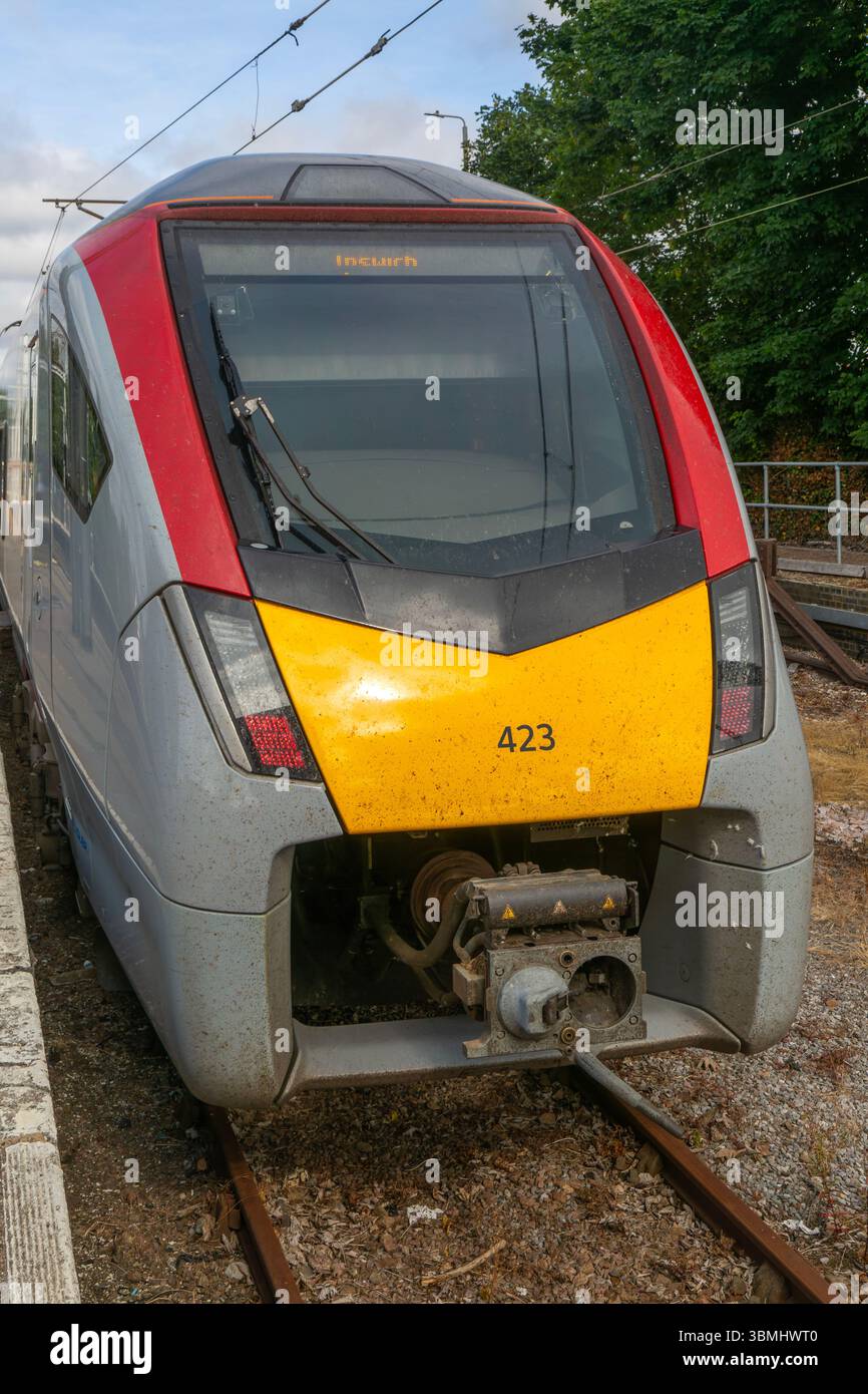 Greater Anglia, British Rail Class Stadler 755 bi-modale, stazione ferroviaria di Ipswich, Suffolk, Inghilterra, Regno Unito Foto Stock