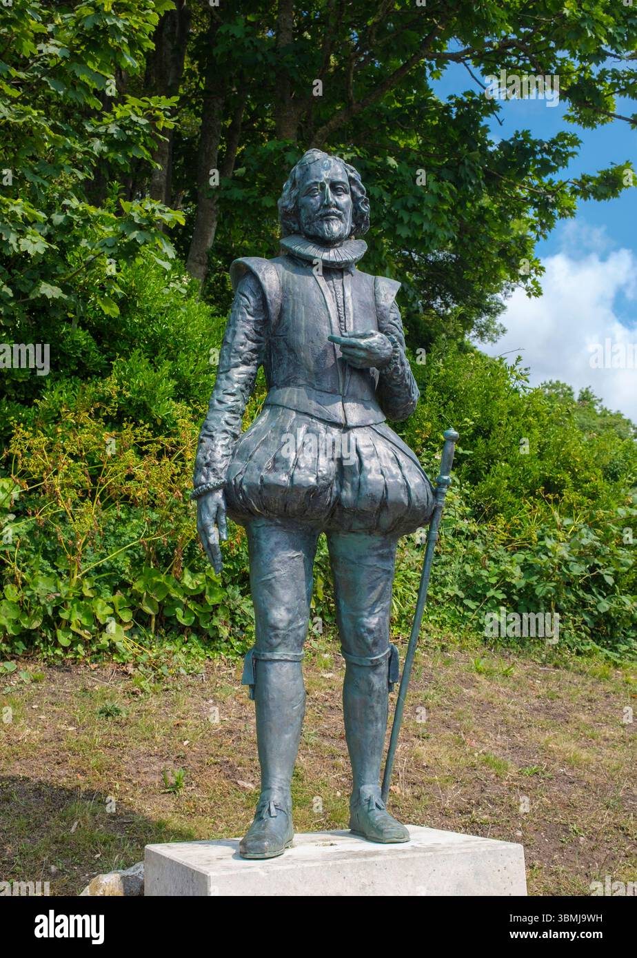 Inghilterra: Sir George Somers (24 aprile 1554 – 9 novembre 1610), corsaro inglese, eroe navale e fondatore delle Bermuda, Lyme Regis, Dorset. Fece parte di una spedizione guidata da Sir Amyas Preston che saccheggiò Caracas e Santa Ana de Coro nel 1595, durante la guerra anglo-spagnola non dichiarata. È ricordato oggi come il fondatore della colonia inglese delle Bermuda, nota anche come Isole Somers. Foto Stock