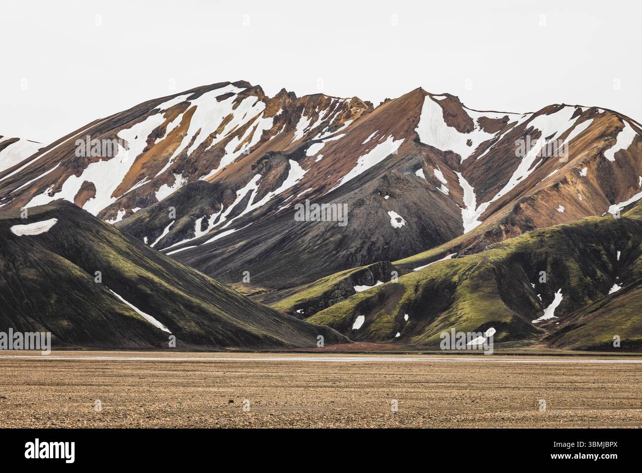 Montagne di Landmannalaugar dalla vista aerea Foto Stock