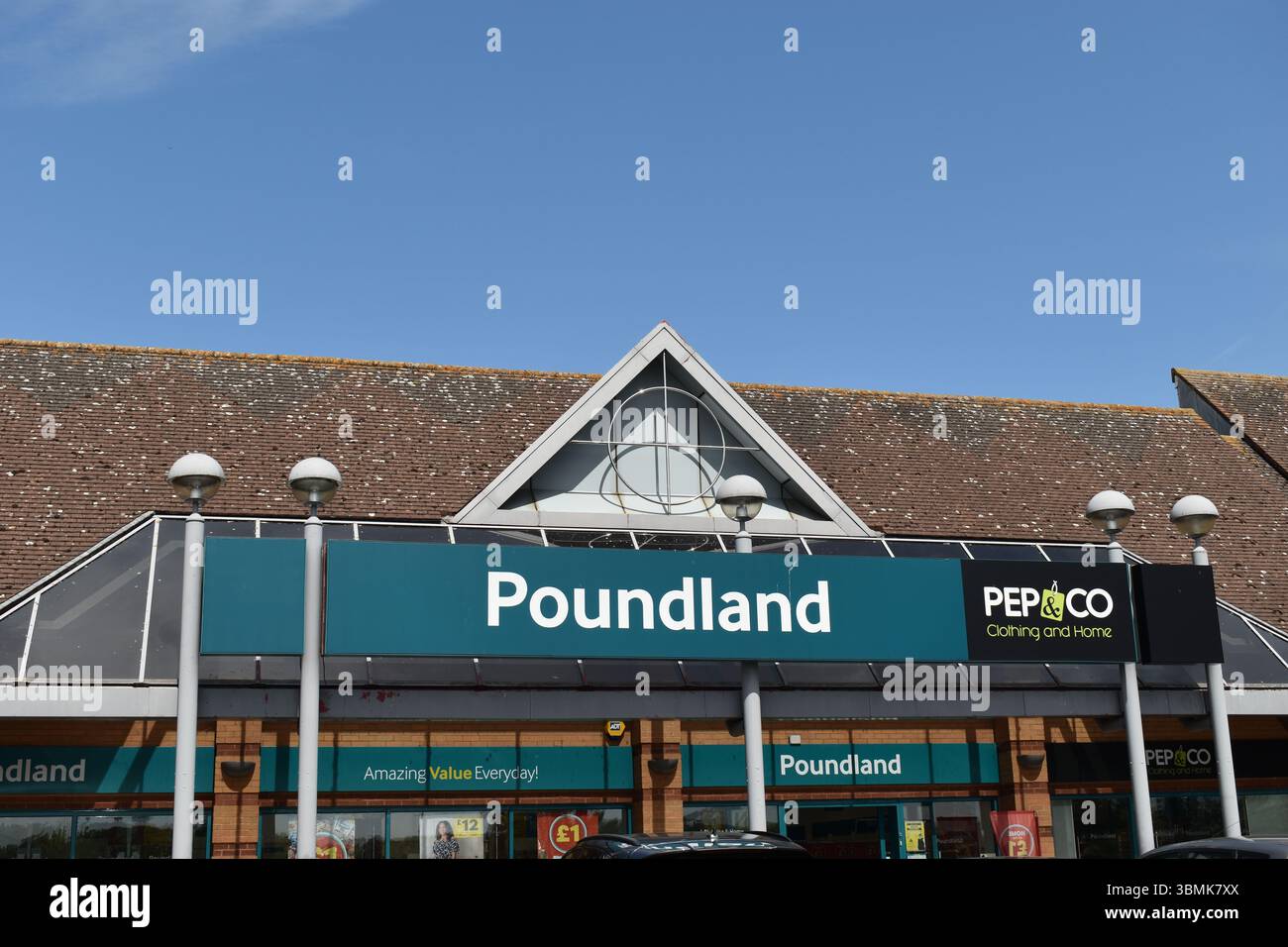 Il negozio Poundland si trova nel centro commerciale Westcroft di Milton Keynes. Foto Stock