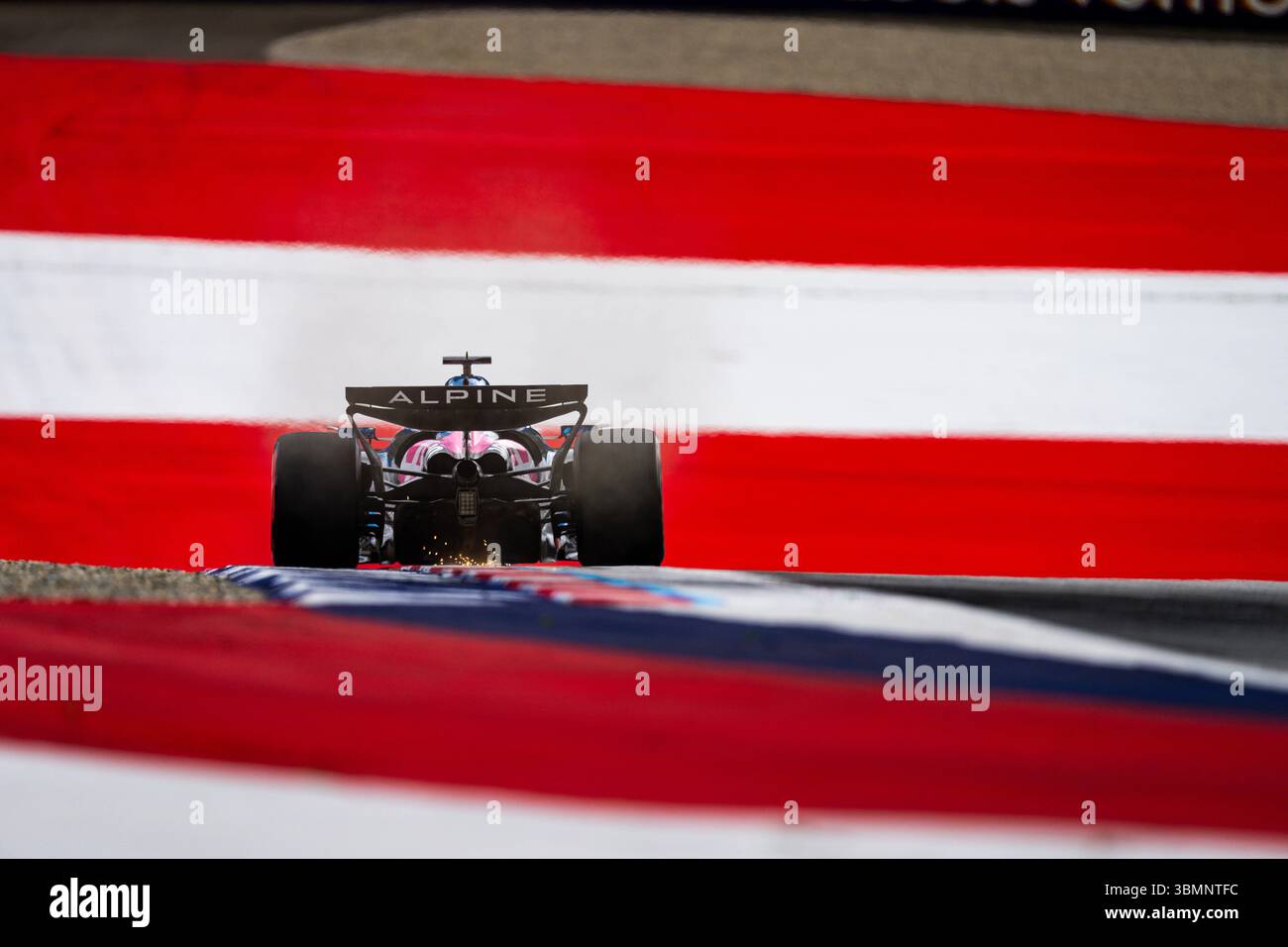 Spielberg, Austria. 27 giugno 2025. Il pilota francese del BWT Alpine F1 Team Pierre Gasly è visto in azione durante le prove libere del Gran Premio d'Austria di Formula 1 2025 sul Redbull Ring. (Foto di Luca Martini/SOPA Images/Sipa USA) credito: SIPA USA/Alamy Live News Foto Stock