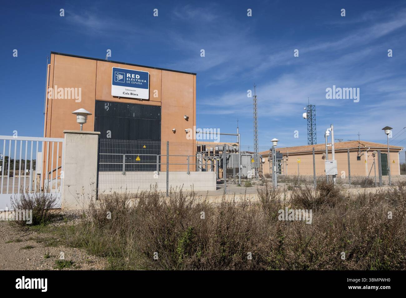 Sottostazione di Cala Blava, rete elettrica della Spagna, Llucmajor, Maiorca, Isole Baleari, Spagna, Europa Foto Stock