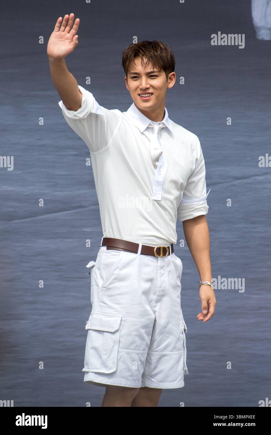 Mingyu partecipa alla sfilata di Dior Menswear Primavera/Estate 2026 come parte della SETTIMANA DELLA MODA DI PARIGI - GIUGNO 27 2025 - Jacques Julien/Alamy Live News Foto Stock