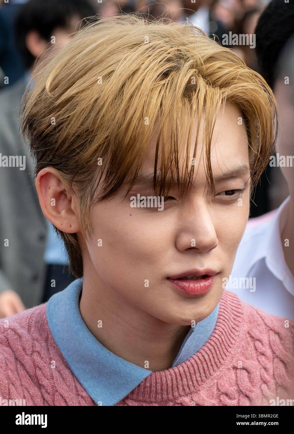 Yeonjun da Tomorrow X Together alla sfilata di Dior Menswear Primavera/Estate 2026 come parte della SETTIMANA DELLA MODA DI PARIGI - GIUGNO 27 2025 - Jacques Julien/Alamy Live News Foto Stock