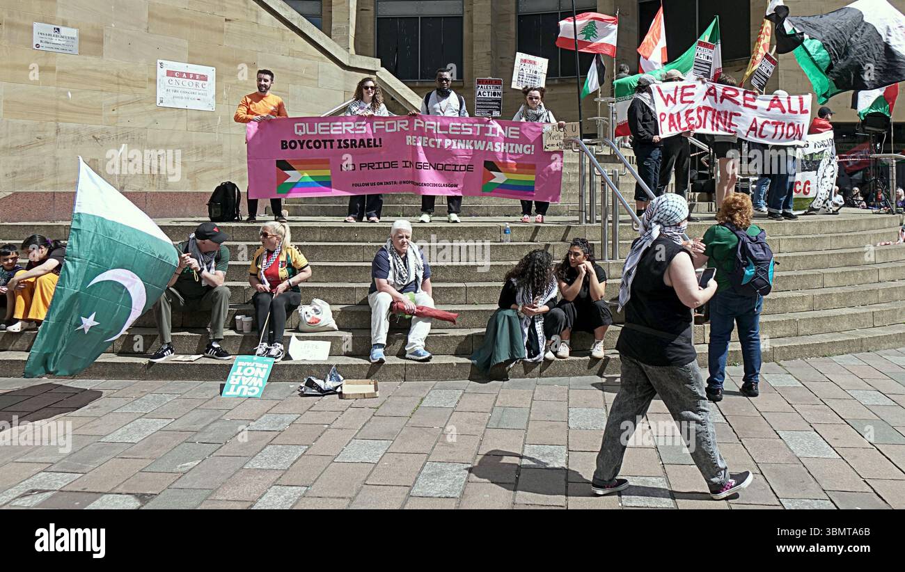 Glasgow, Scozia, Regno Unito. 28 giugno 2025. Dimostrazione di emergenza per l'azione di sostegno alla palestina sui gradini di buchanan presso la sala da concerto reale nel centro della città. Credit Gerard Ferry/Alamy Live News Foto Stock