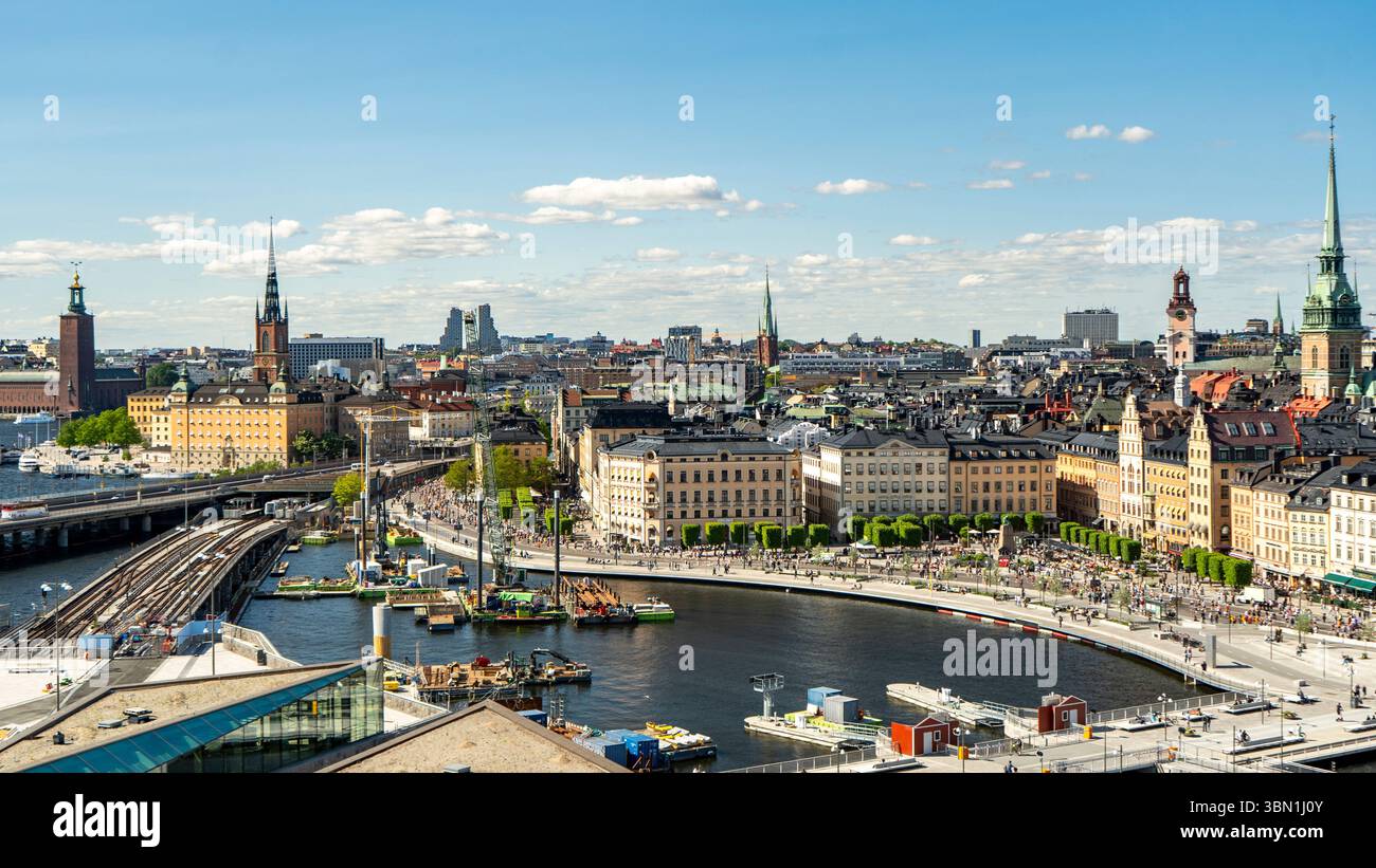 Panorama panoramico della città di Stoccolma con edifici storici e lungomare Foto Stock