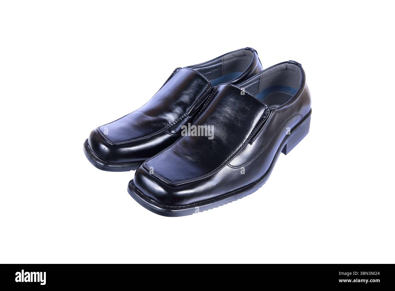 sono scarpe di lusso nero da gentiluomini isolate sul bianco. Foto Stock