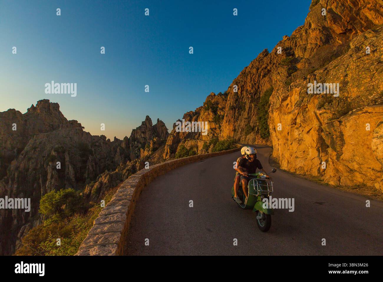 FRANCIA. CORSE DU SUD (2A) LE CALANCHES DI PIANA, UN SITO PATRIMONIO DELL'UMANITÀ DELL'UNESCO Foto Stock