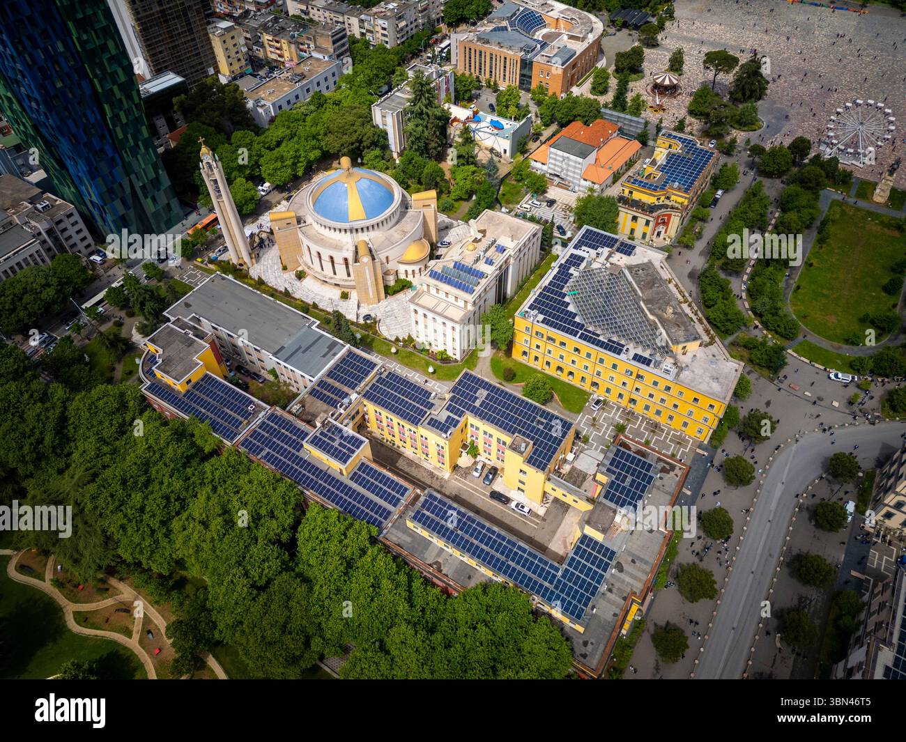 Tirana, Albania. Cattedrale ortodossa della risurrezione di Cristo Foto Stock
