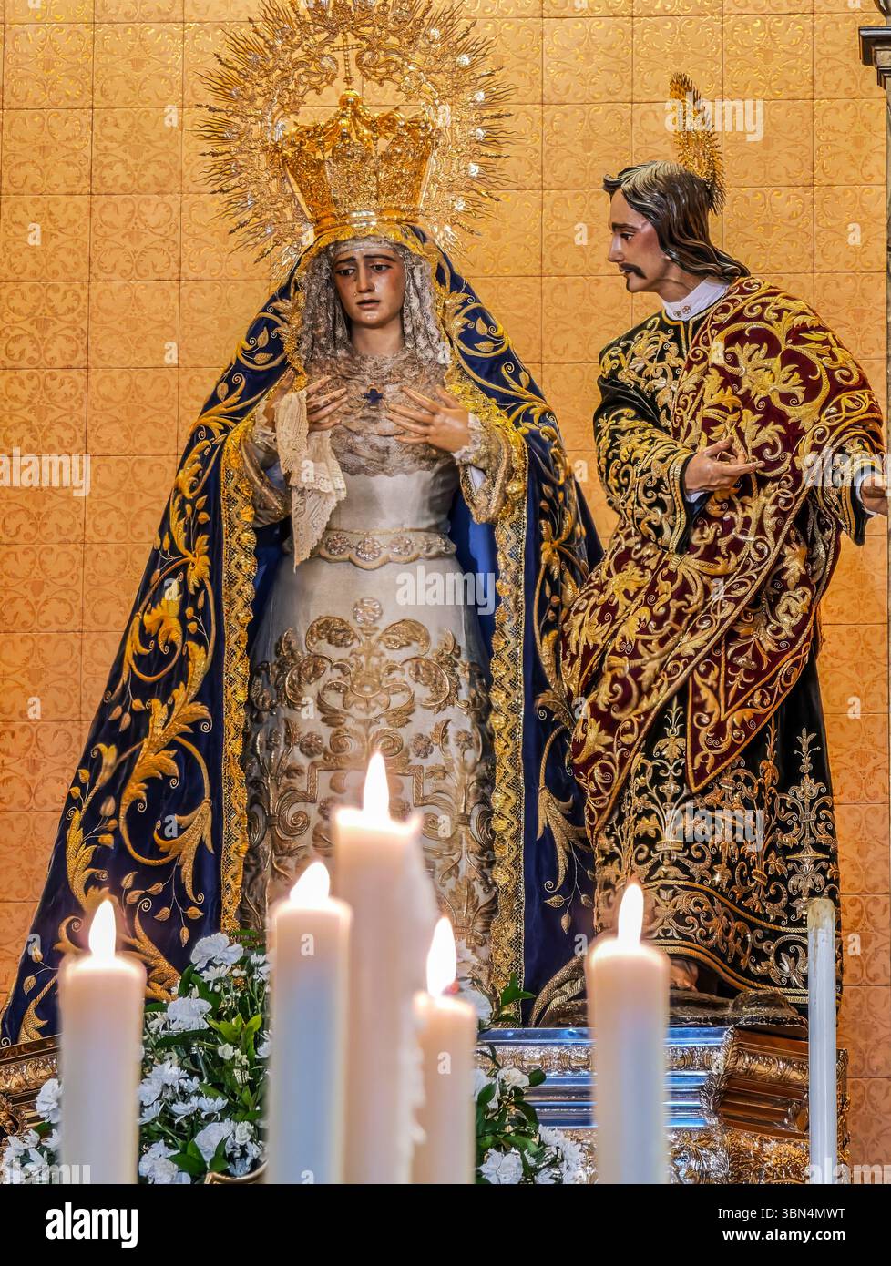 Vergine di la Amargura e San Giovanni all'altare di San Juan de la Palma Foto Stock