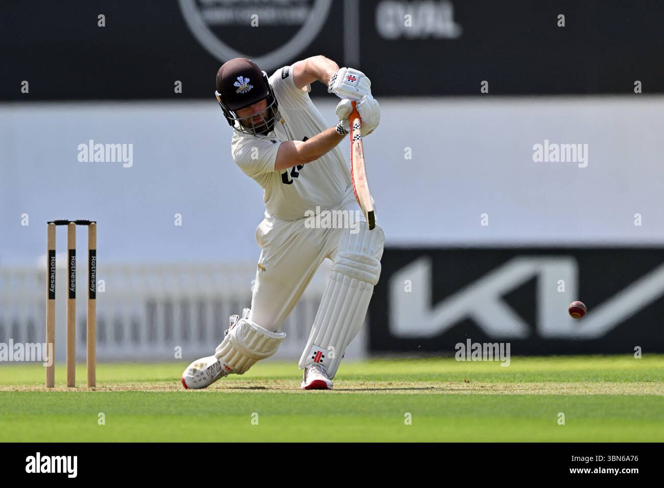 Londra, Inghilterra, 30 giugno, 2025: Dom Sibley del Surrey durante il Rothesay County Championship, Division One game tra Surrey e Durham al Kia Oval di Londra, Inghilterra. Crediti: Keith Gillard/Alamy Live News Foto Stock