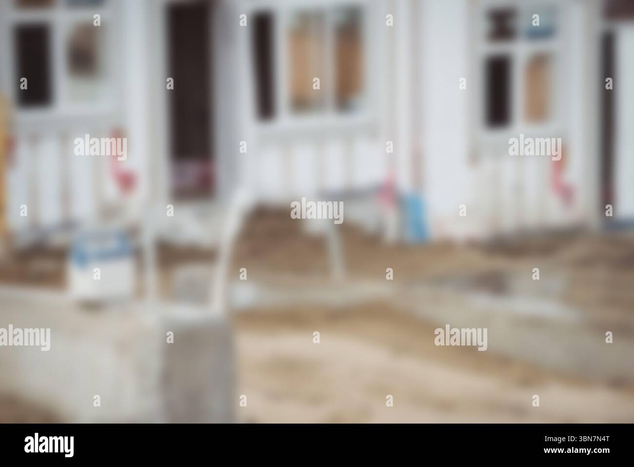 Cassetta di ghiaccio su parete in cemento nel cantiere Foto Stock