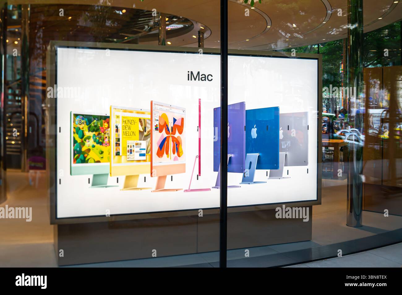 Promozione iMac, Apple Central World, Bangkok, Thailandia Foto Stock