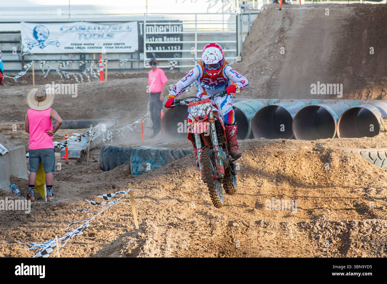 Nephi, Utah – 28 giugno 2025: Il pilota di motocross Nick Thompson corre durante la gara Juab Xtreme Racing a Nephi, Utah. Foto Stock