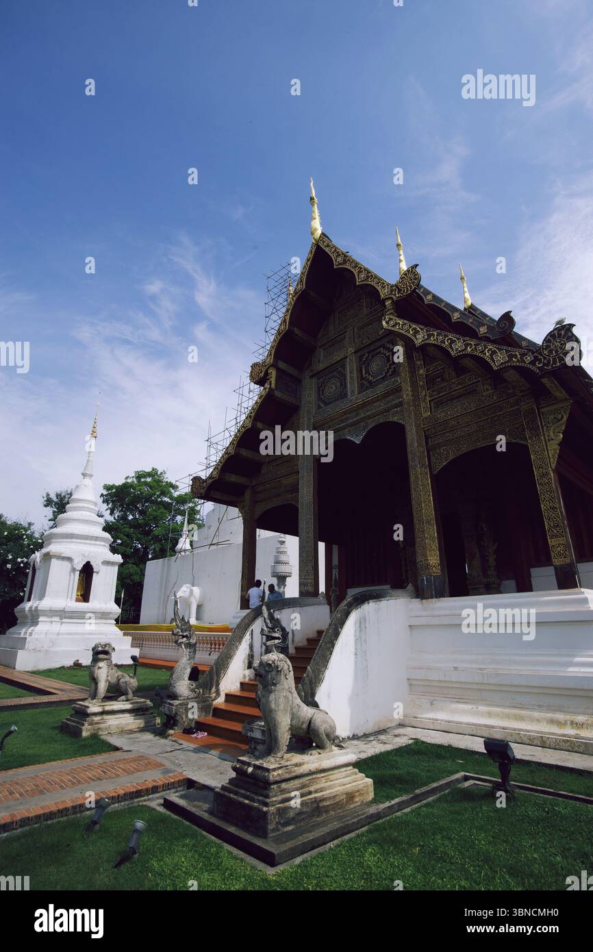 Padiglione Golden Lanna al Tempio di Chiang mai, Thailandia Foto Stock
