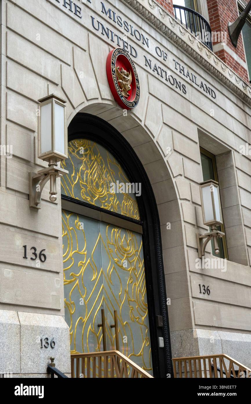 Ingresso alla missione permanente della Thailandia alle Nazioni Unite a New York, USA 2025 Foto Stock