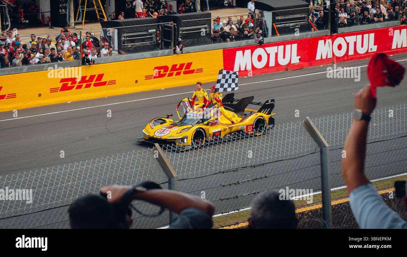 Ferreri Hypercar 81 vince le Mans 24h 2025 Foto Stock Ferreri Hypercar 81 vince le Mans 24h 2025 Foto Stock