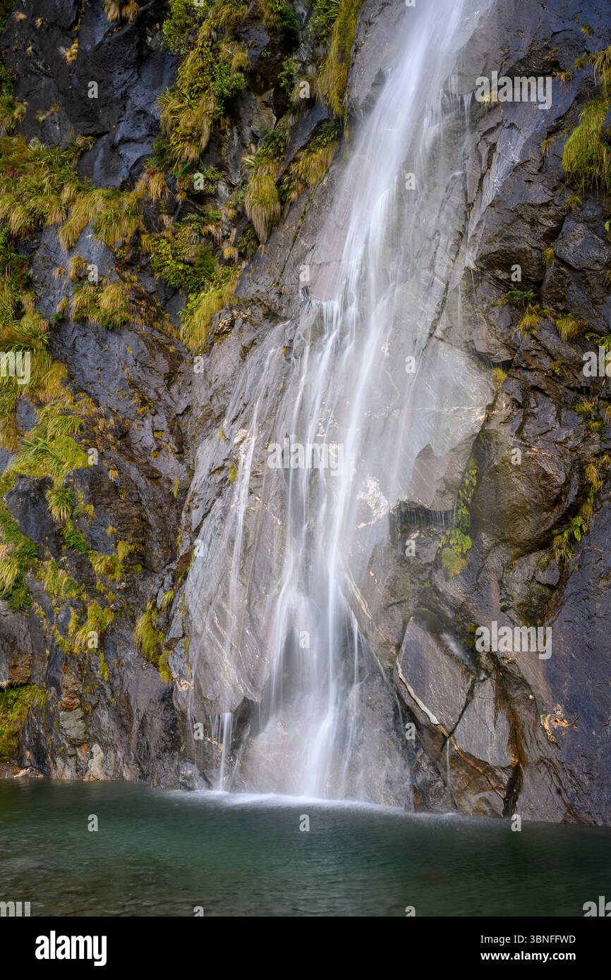 Cascate Wishbone nella valle di Matukutuki sull'isola meridionale della nuova Zelanda. Foto Stock