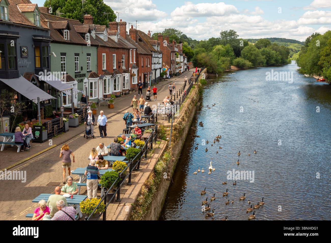 Il fiume Severn a Bewdley, Worcestershire, Regno Unito, 2025 Foto Stock