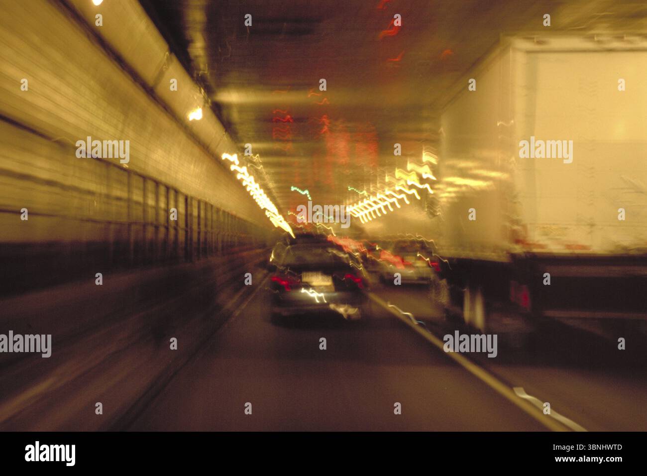 Ora di punta nel Lincoln Tunnel, movimento, New York City, USA, Nord America Foto Stock