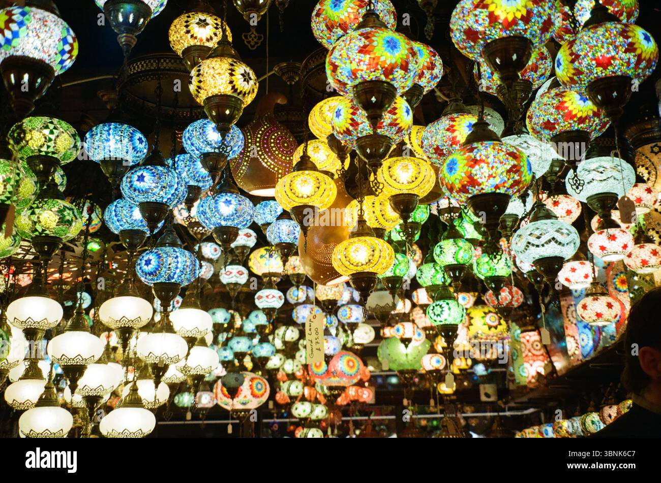 Brillante fotografia a lampada marocchina Foto Stock