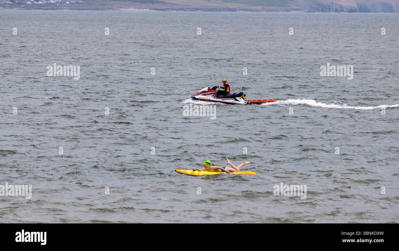 RNLI 60TH Anniversary Rescue festival 2025, è l'eccitante, gratuito, giornata aperta e dimostrazione di salvataggio di RNLI per famiglie Foto Stock