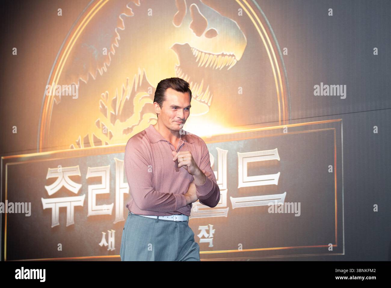Rupert Friend, 1 luglio 2025: L'attore Rupert Friend durante una conferenza stampa per il film "Jurassic World: Rebirth" a Seoul, Corea del Sud. Il film sarà proiettato sugli schermi locali il 2 luglio. Crediti: Lee Jae-won/AFLO/Alamy Live News Foto Stock