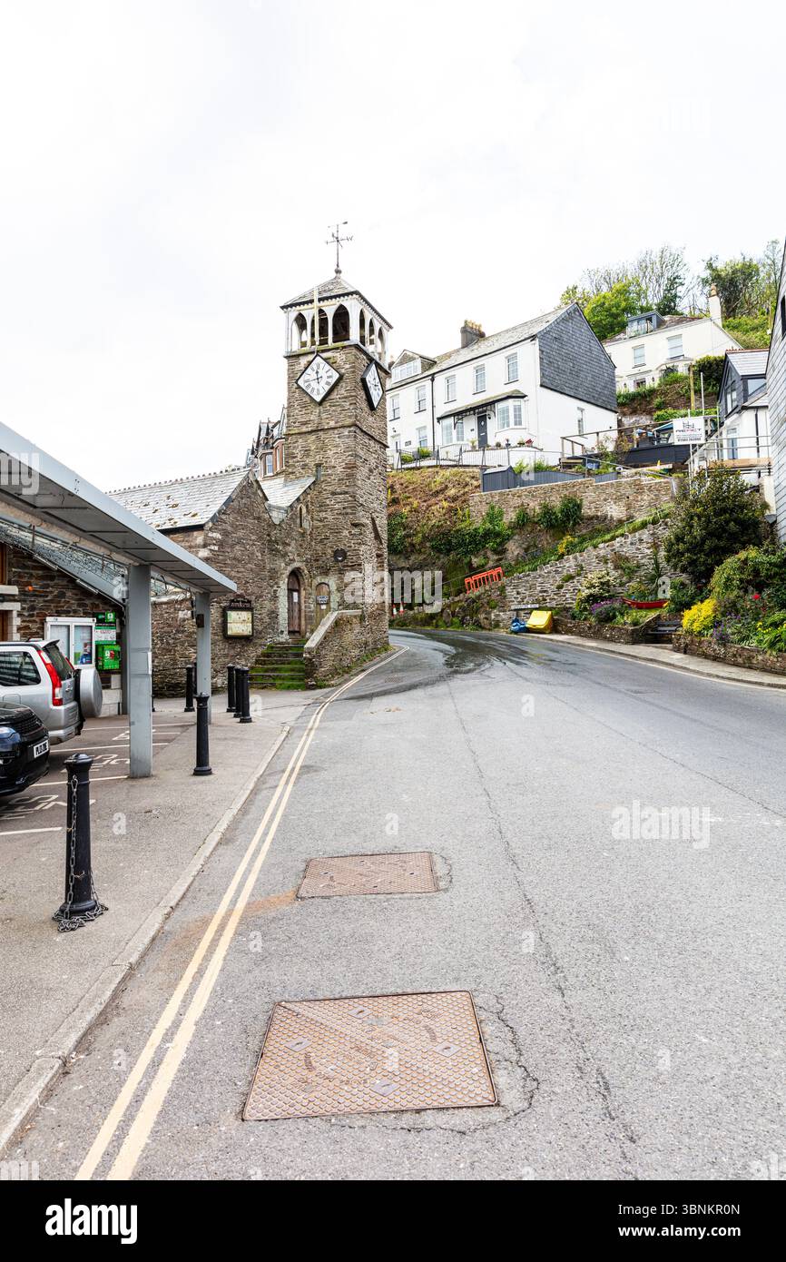 West Looe, Looe, Cornovaglia, Regno Unito, Inghilterra, Looe Town, Street, Streets, Road, Roads, Narrow, Houses, Homes, Looe Town, Looe UK, Looe Cornwall, città della Cornovaglia Foto Stock