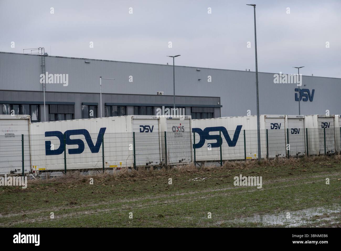 Filiale della società danese di trasporti DSV, Renania settentrionale-Vestfalia, Germania, Weilerswist Foto Stock
