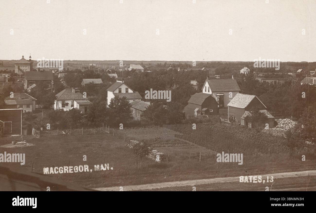 MacGregor Manitoba Canada, vista birdseye, foto degli anni '1910 circa. Fotografo di Bates Foto Stock