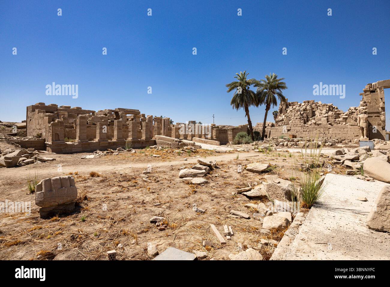 Tempio di Karnak, tempio di Amenofi II (Amenohtep II), vicino al decimo pilone, Luxor, Egitto, Nord Africa, Africa Foto Stock