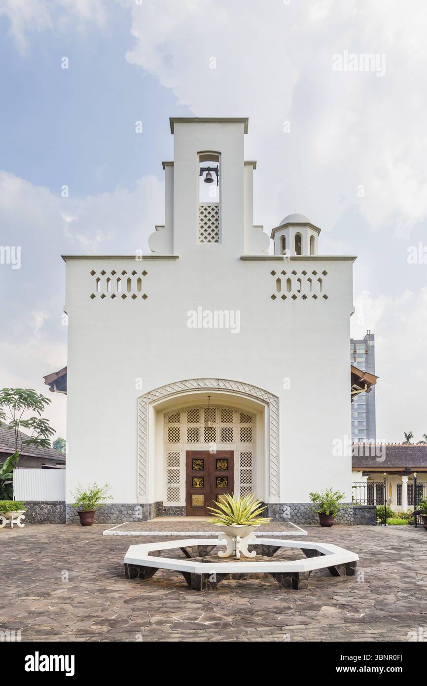 Giacarta, Indonesia - 28 ottobre 2017: Campo d'onore olandese Menteng Pulo a Giacarta, Isola di Giava, Indonesia, Giacarta Sud, Indonesie Foto Stock