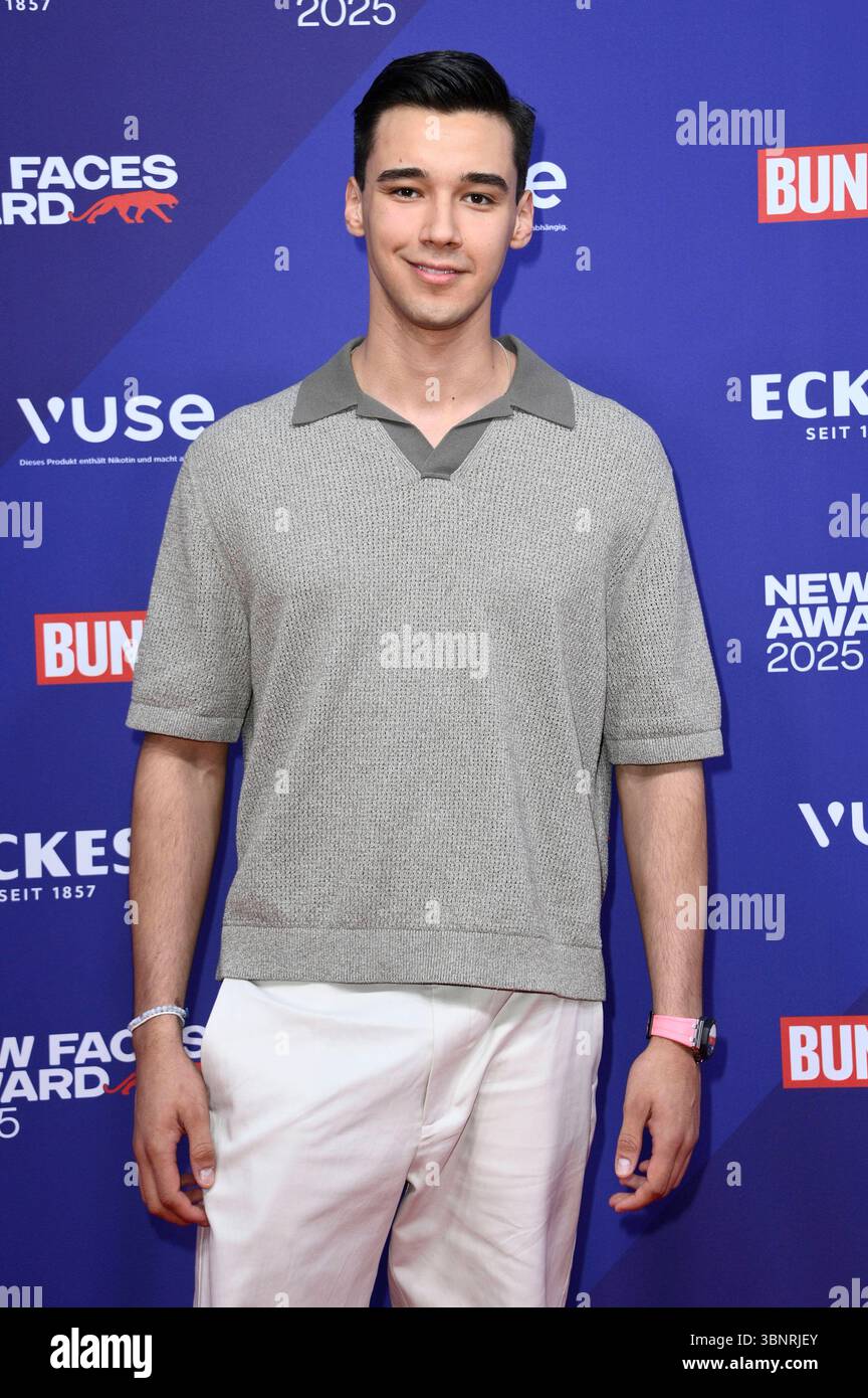 Diego Pooth bei der Verleihung der Bunte New Faces Awards Style 2025 im Telegraphenamt. Berlino, 03.07.2025 *** Diego Pooth alla presentazione del Bunte New Faces Awards Style 2025 al Telegraphenamt Berlin, 03 07 2025 foto:Xn.xKubelkax/xFuturexImagex faces_5740 Foto Stock