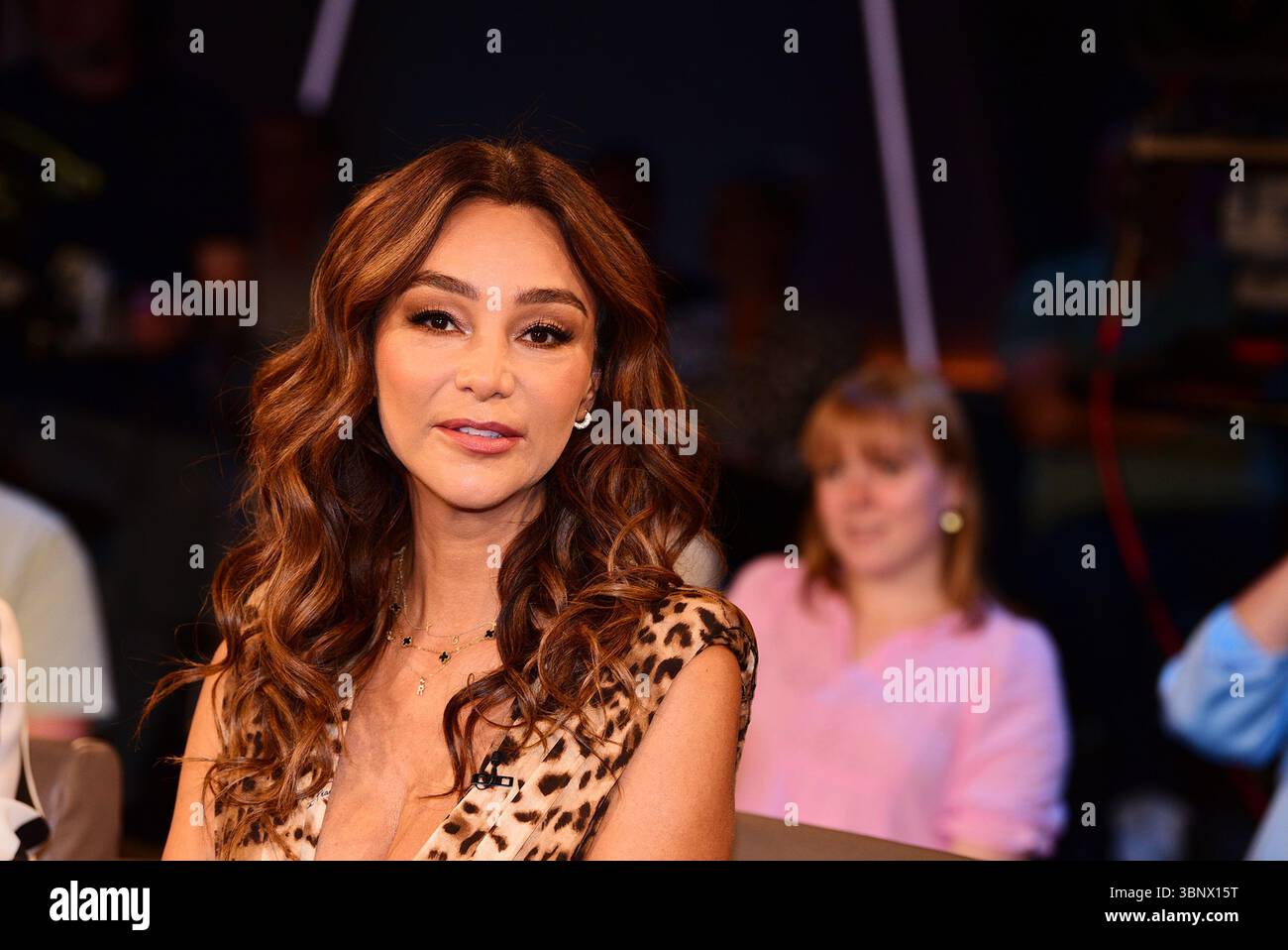 Verona Pooth zu Gast bei der NDR Talk Show AM 4.07.2025 ad Amburgo Foto Stock