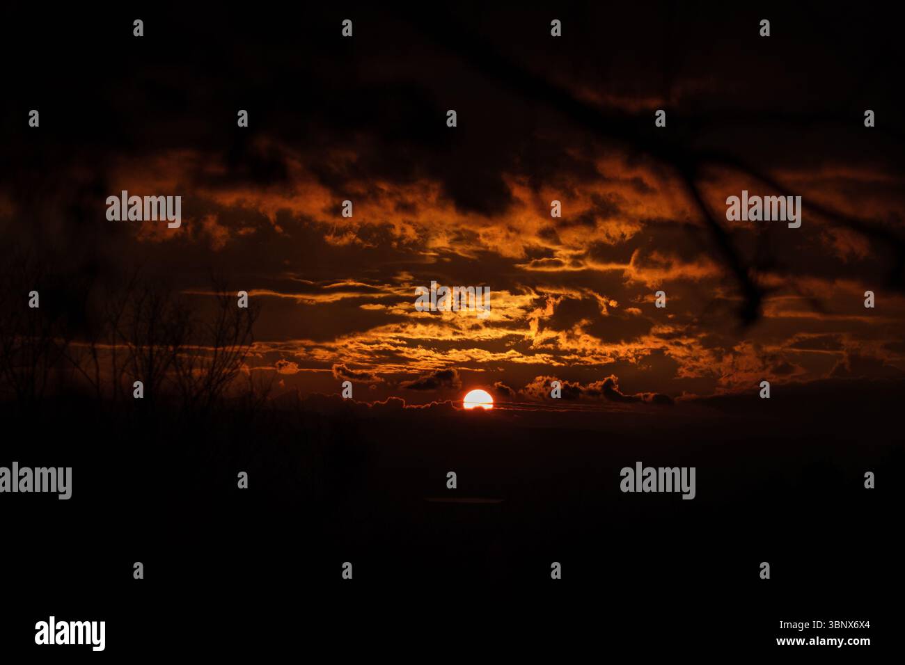 Tramonto invernale nel Mugello, Italia Foto Stock