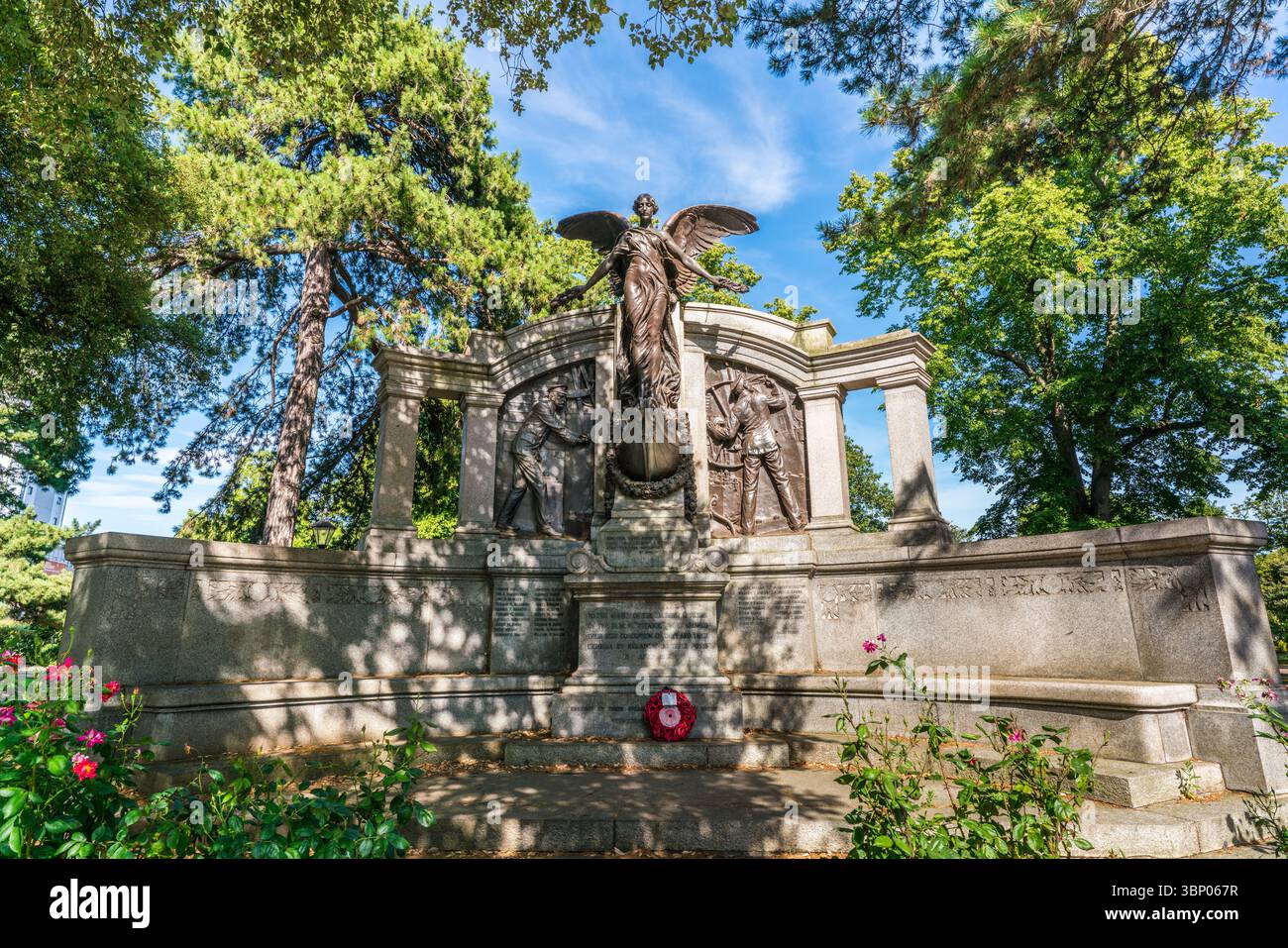 Il Titanic Engineers' Memorial a East Park, Southampton Foto Stock