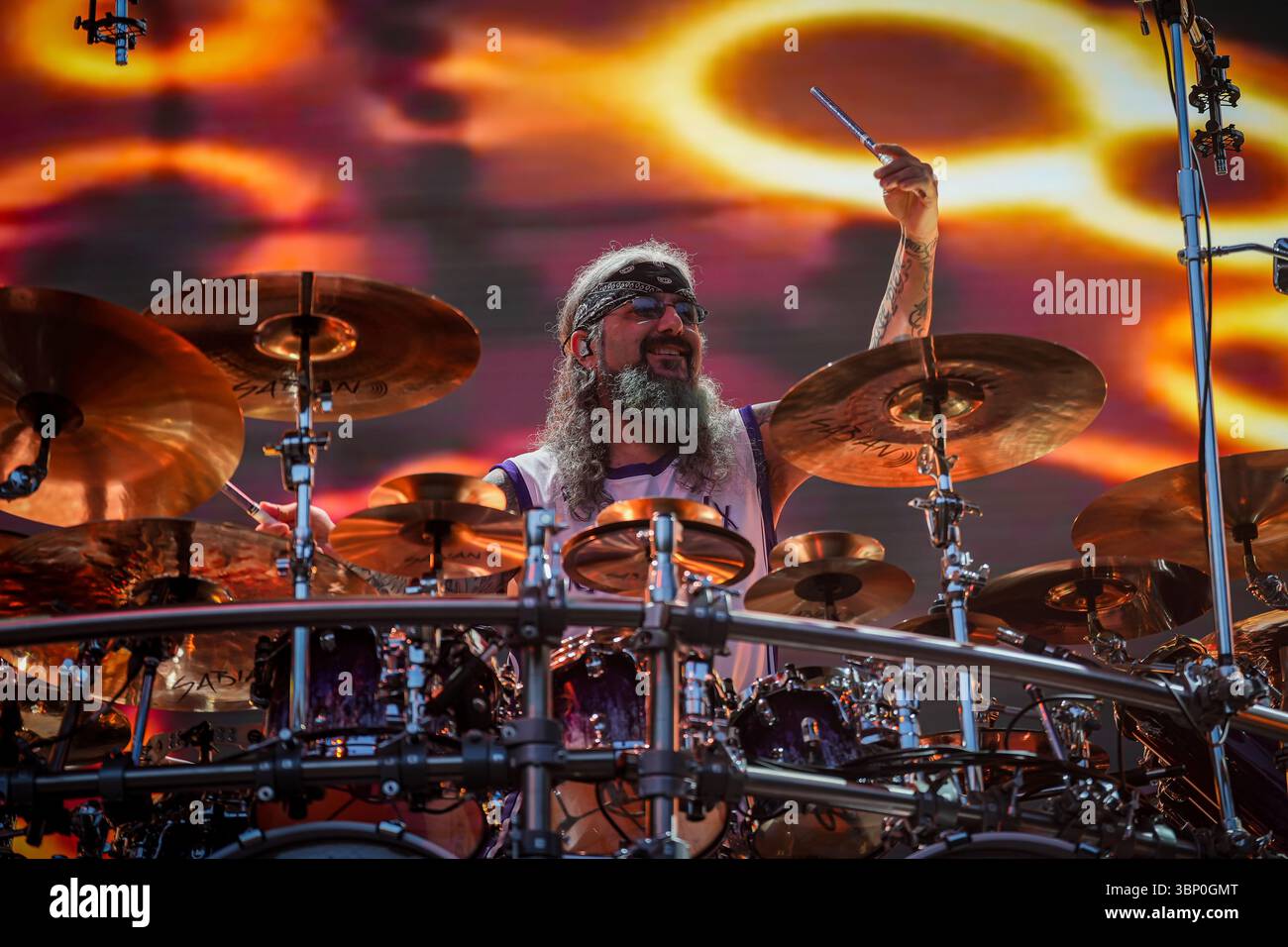 Dream Theater si esibisce al Lucca Summer Festival 2025 Foto Stock