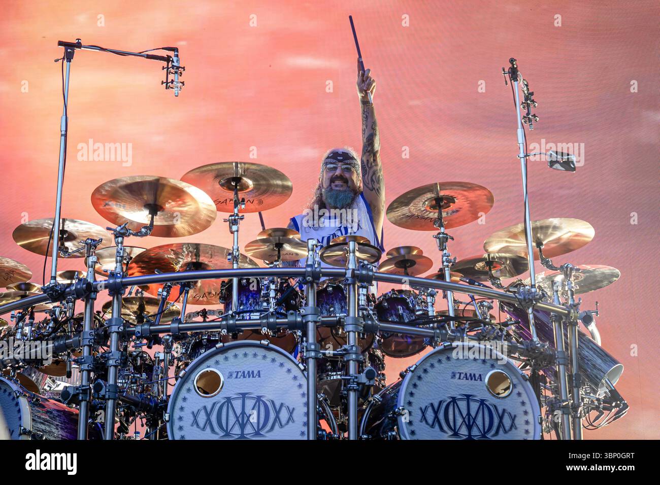 Dream Theater si esibisce al Lucca Summer Festival 2025 Foto Stock
