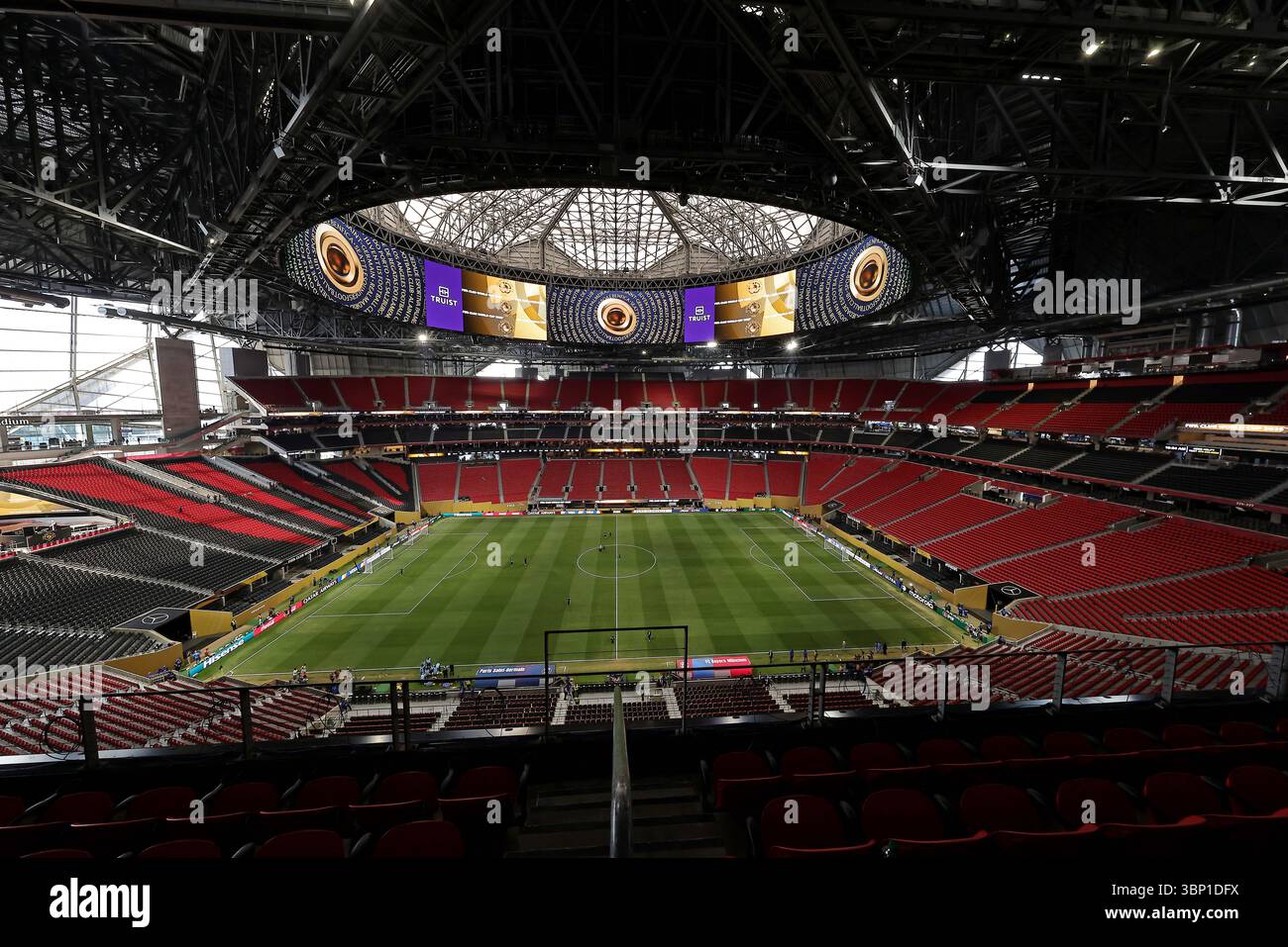 Atlanta, Stati Uniti. 5 luglio 2025. Vista generale del Mercedes-Benz Stadium prima dei quarti di finale della Coppa del mondo per club FIFA 2025, al Mercedes-Benz Stadium di Atlanta, Stati Uniti, il 5 luglio 2025. Foto: Heuler Andrey/DiaEsportivo/Alamy Live News crediti: DiaEsportivo/Alamy Live News Foto Stock