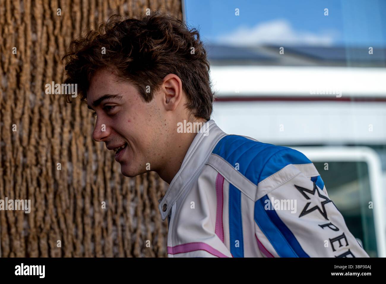 Silverstone, Regno Unito, 03 luglio 2025, Franco Colapinto, dall'Argentina gareggia per Alpine. Il Gran Premio di Gran Bretagna 2025 The Build Up, che si svolge a Silverstone, Regno Unito. Crediti: Michael Potts/Alamy Live News Foto Stock