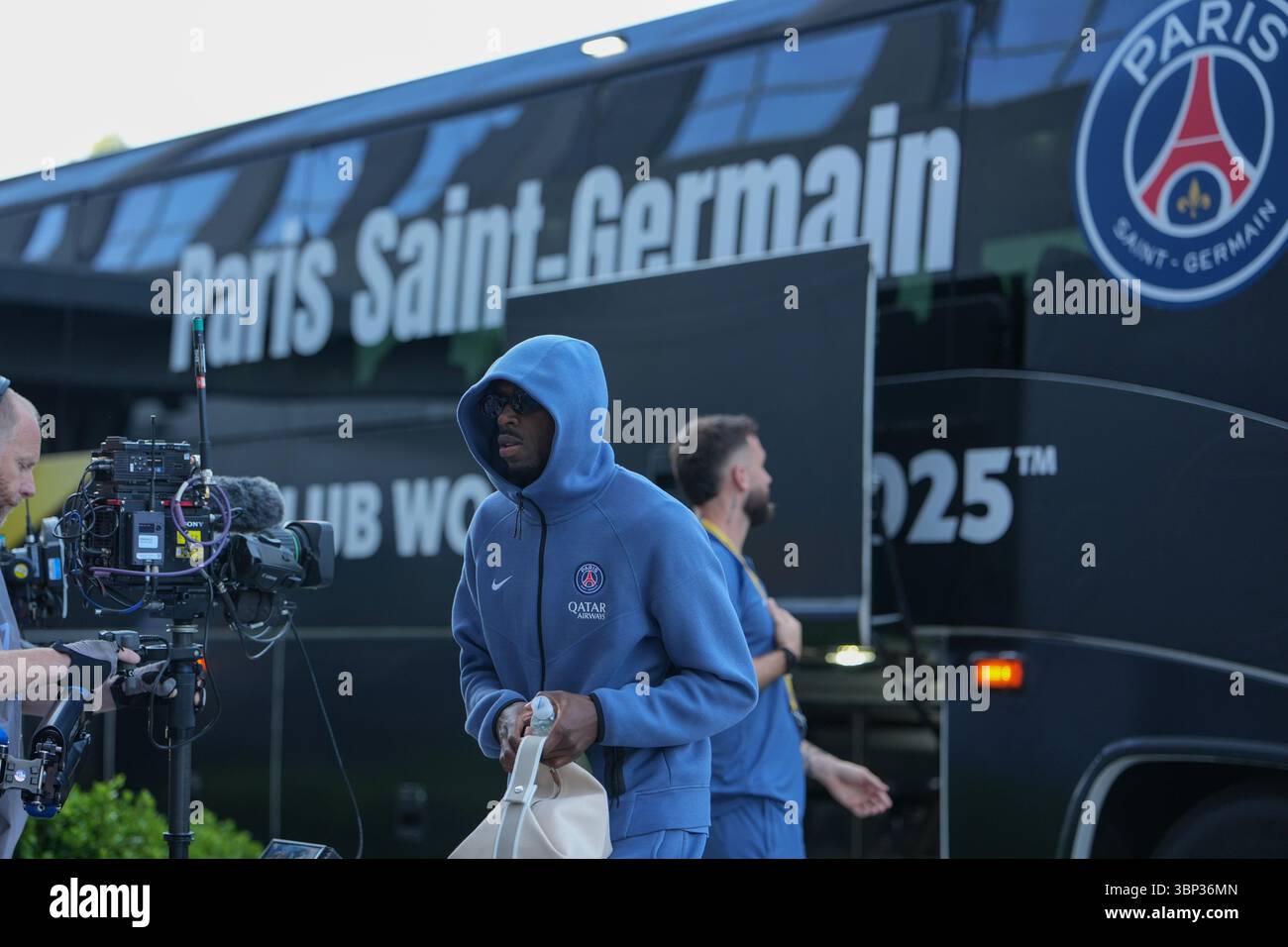 Atlanta, Stati Uniti. 5 luglio 2025. L'Ousmane Dembele del Paris Saint-Germain arriva prima dei quarti di finale tra il Paris Saint-Germain (fra) e il FC Bayern Monaco (GER) alla Coppa del mondo per club FIFA 2025 al Mercedes-Benz Stadium di Atlanta, Georgia, Stati Uniti, 5 luglio, 2025. crediti: Huang Zongzhi/Xinhua/Alamy Live News Foto Stock