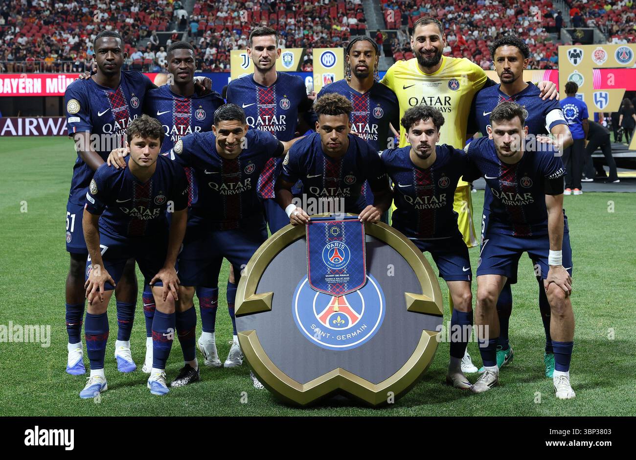 Atlanta, Stati Uniti. 5 luglio 2025. I giocatori del Paris Saint-Germain posano prima dei quarti di finale tra il Paris Saint-Germain (fra) e il FC Bayern Monaco (GER) alla Coppa del mondo per club FIFA 2025 al Mercedes-Benz Stadium di Atlanta, Georgia, Stati Uniti, 5 luglio, 2025. credito: li Ming/Xinhua/Alamy Live News Foto Stock