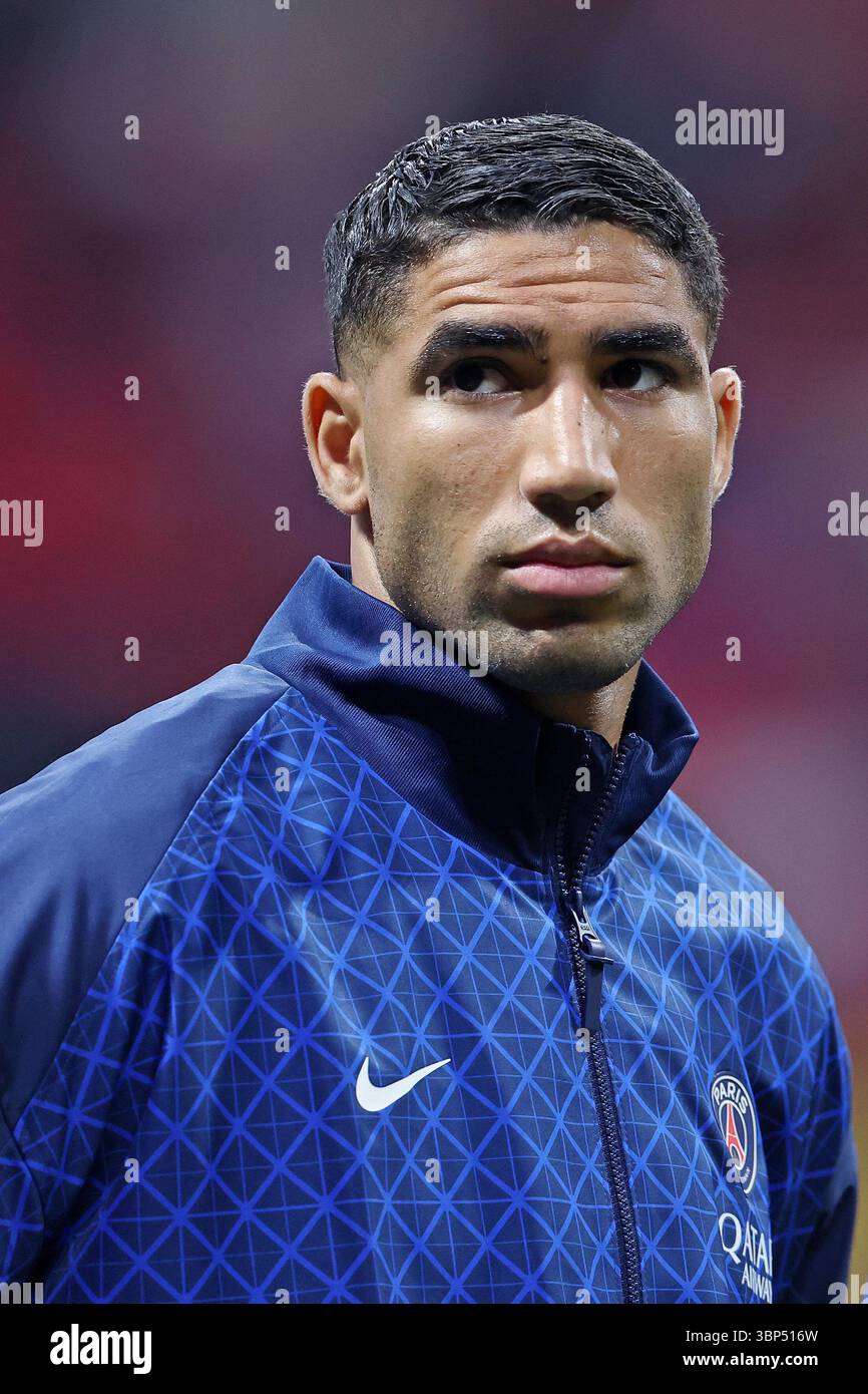 5 luglio 2025; Atlanta, Georgia, USA: Achraf Hakimi del PSG durante la partita tra PSG e FC Bayern Monaco, per i quarti di finale della Coppa del mondo FIFA Club 2025, al Mercedes-Benz Stadium Foto Stock