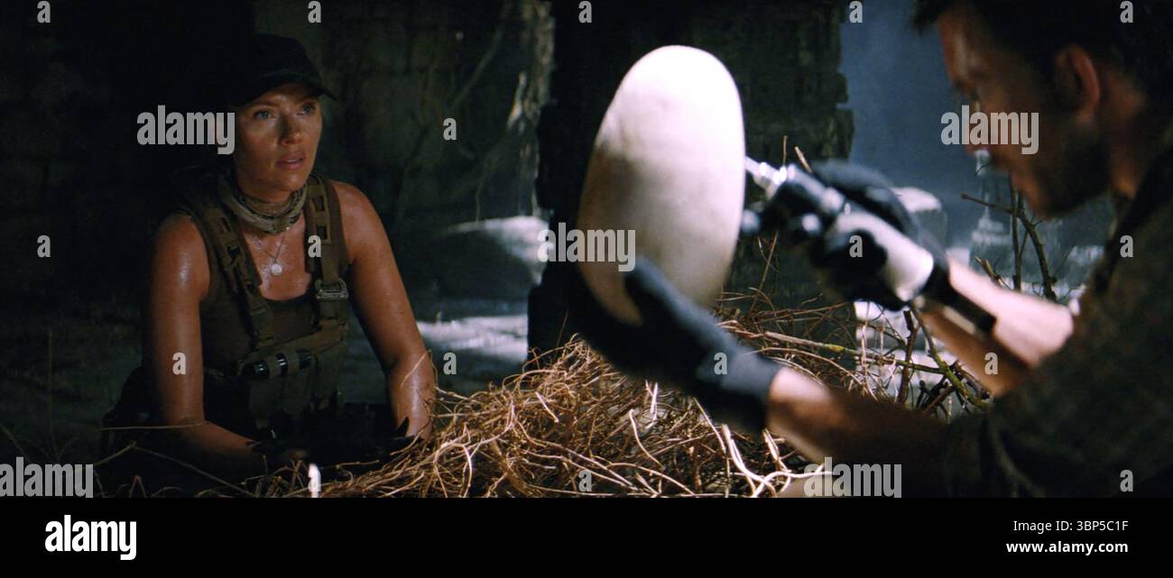 Jurassic World Rebirth Scarlett Johansson e Jonathan Bailey Foto Stock