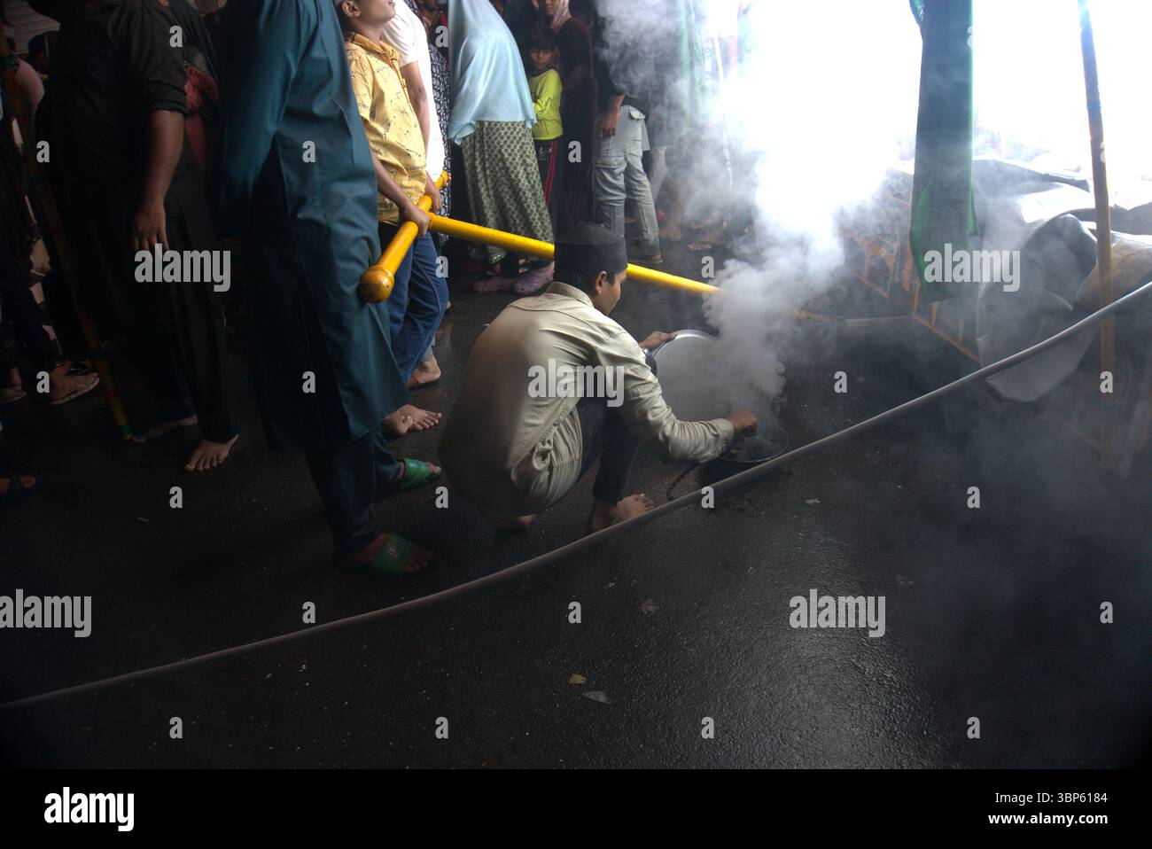 Rajkot, Gujarat, India. 6 luglio 2025. Muharram Festival Tazia Parade 2025. Crediti: Nasirkhan Davi/Alamy Live News Foto Stock