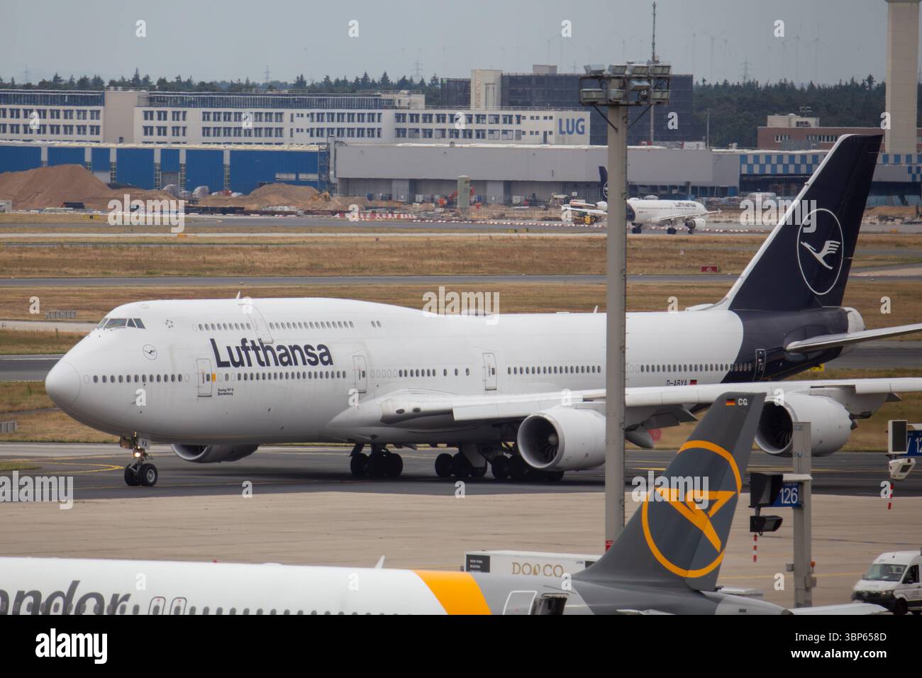 Boeing 747-8 Lufthansa all'aeroporto di Francoforte Foto Stock