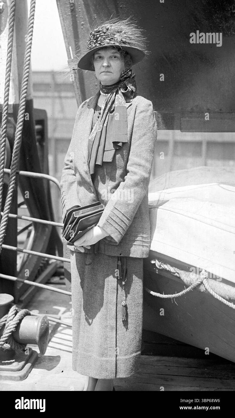 Carolyn Conant Van Blarcom (1879 – 1960) infermiera e ostetrica statunitense. Foto Stock