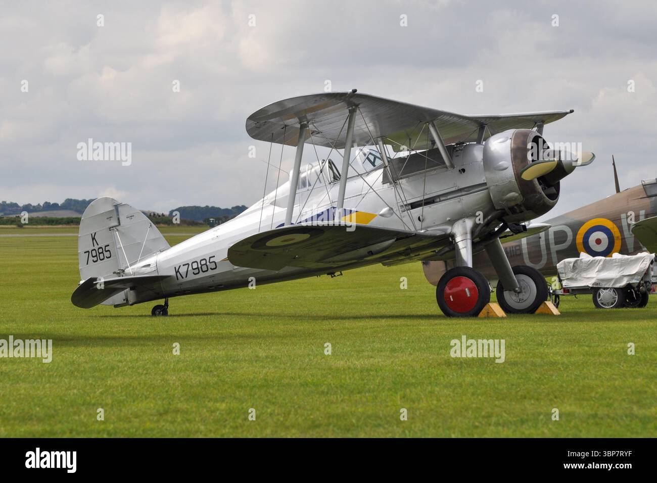 Biplano vintage Gloster Gladiator Warbird al Duxford Airshow, Inghilterra. Aerei della seconda guerra mondiale. Foto Stock